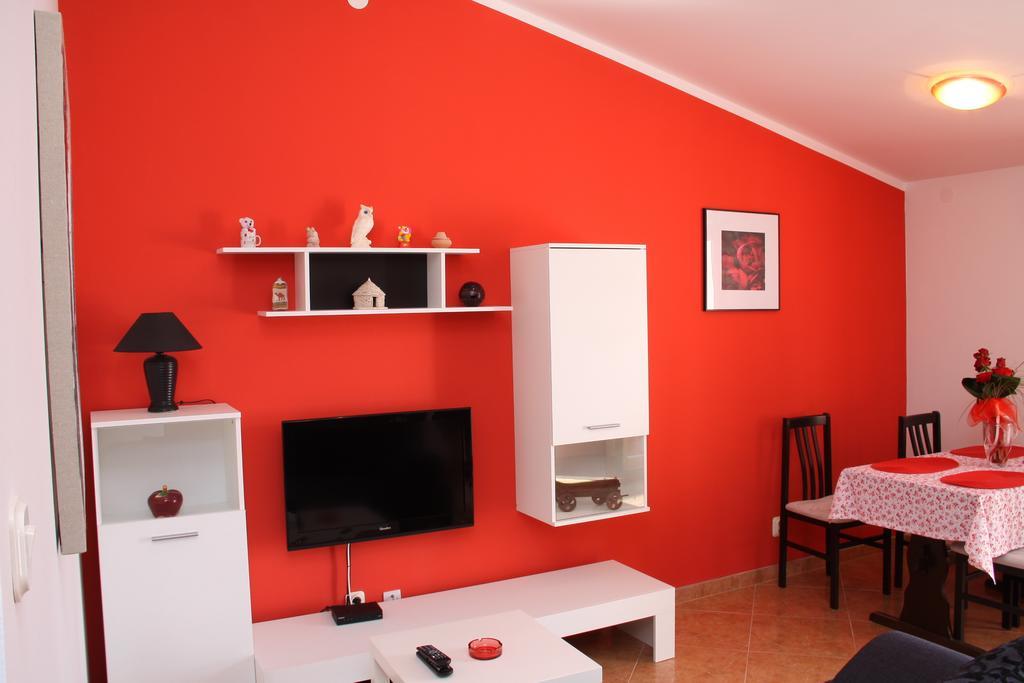 Apartment Drenovica Pula Room photo
